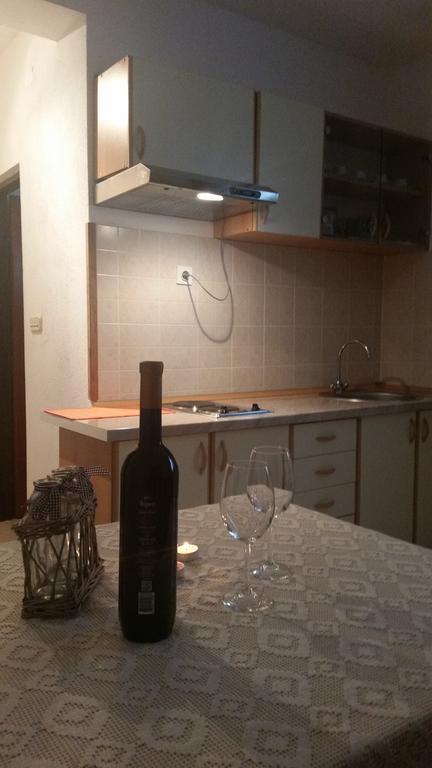 Apartment B&K Raslina المظهر الخارجي الصورة
